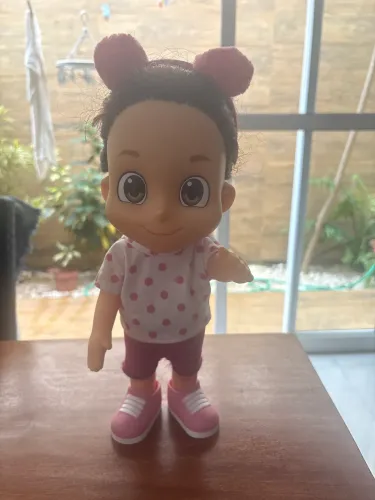 Boneca Maria Clara