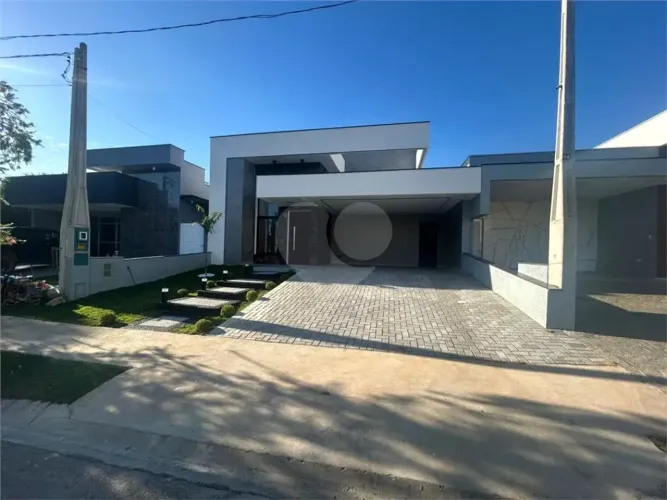 Casa à venda com 3 quartos, sendo 1 suíte, no condomínio Campos do Conde I e Ii, Sorocaba 