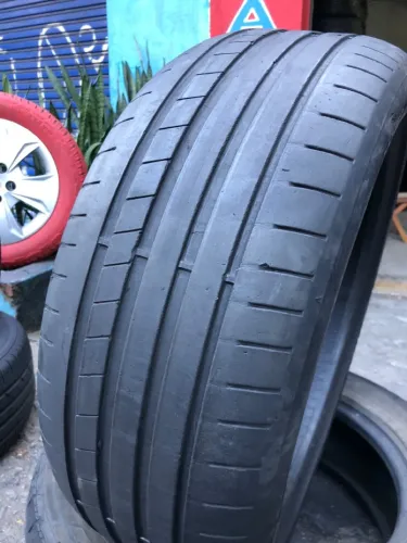 Pneu 225/45/19 Dunlop Runflat por 500$ seminovo