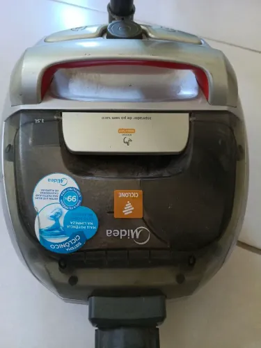 Aspirador de pó Midea