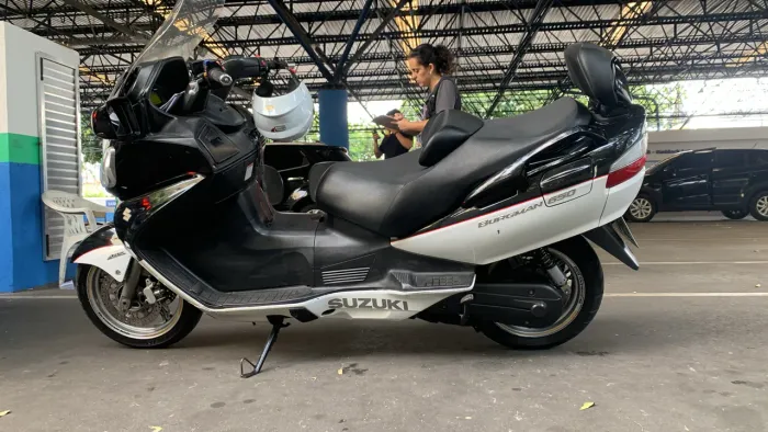 Suzuki burgman 650 executivo 