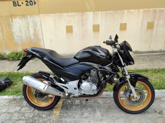 CB 300R flex excelente 