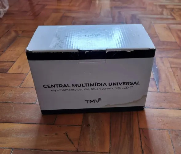 Central multimidia universal - Espelhamento celular, touch-screen, tela LCD 7"