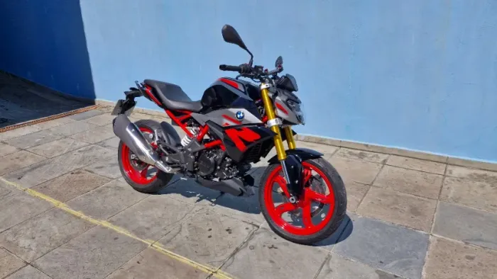 Moto BMW G 310 R 2024 Baixíssima Quilometragem, em estado de nova G310R G 310R