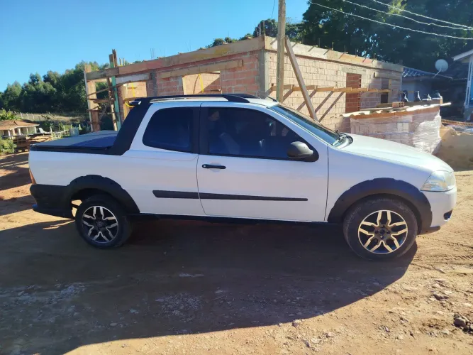 Fiat Strada Working 1.4 MPI Fire Flex 8V CD 2012