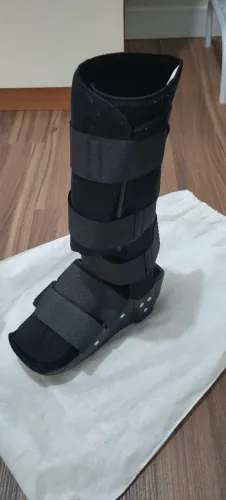 Bota Imobilizadora - veste do 36 ao 40