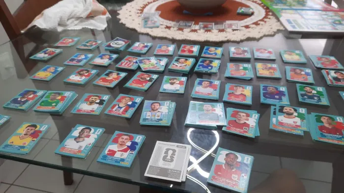 Vendo Figurinhas