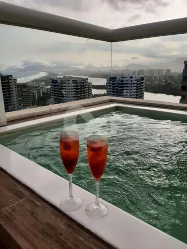 Cobertura para Venda em Rio de Janeiro / RJ no bairro Barra da Tijuca