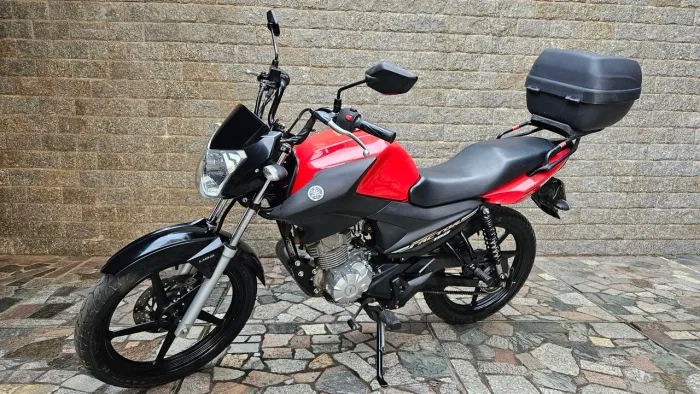 Yamaha YBR 150 ED muito nova