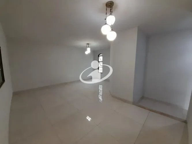 Aluguel Casa VIGILATO PEREIRA