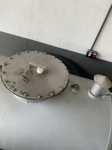 Tanque de Combustível 1.000 Litros