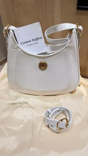 Vende se bolsa original da Carmen Steffens, nunca usada