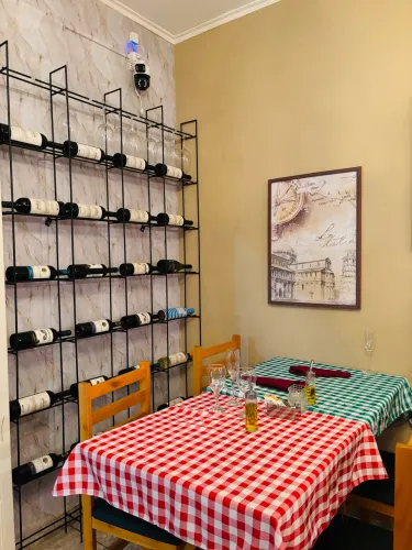 Cantina Italiana completa à venda - pronta para operar