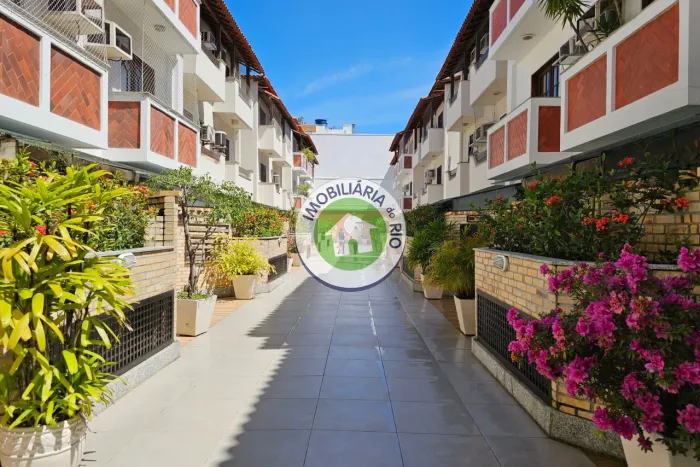 Casa Triplex na Barra da Tijuca: Luxo e Exclusividade em Cada Detalhe