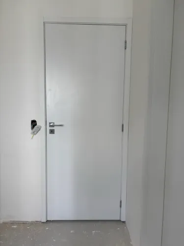 Porta e Batente Pormade (completa - direita)