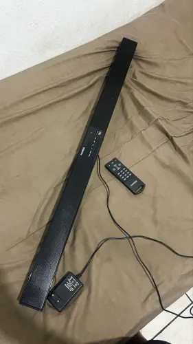 SOUNDBAR MUNDIAL (USADO APENAS DUAS VEZES)