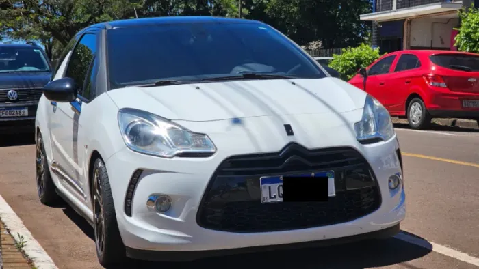 Citroen DS3 1.6 Turbo 16V 3P Mec. 2013
