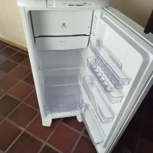 Refrigerador Electrolux 127v em ótimo estado de conservação!