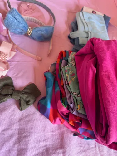 Roupas meninas e acessoris cabelo