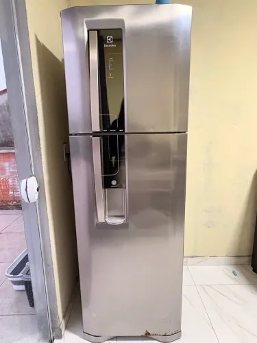 Geladeira eletrolux