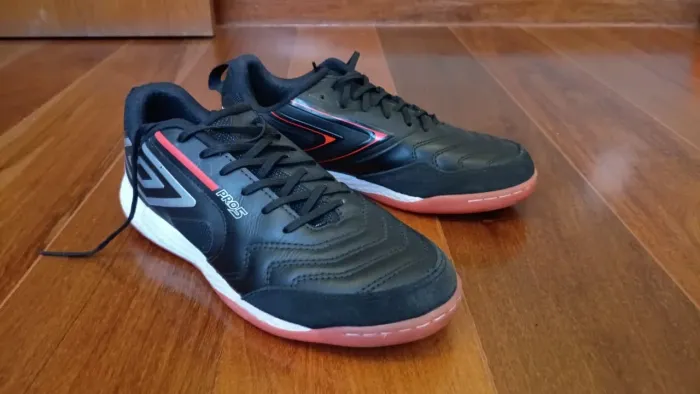 Umbro Pro 5 Bump