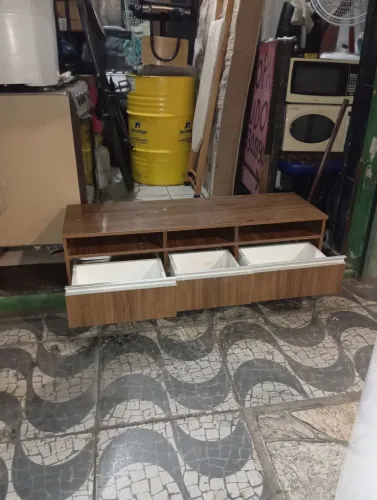 Vendo Armário 1,26 comprimento 0,40 largura