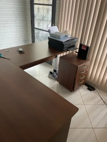 Mesa de Escritório com Curva + Balcão de 5 Gavetas - Excelente Estado