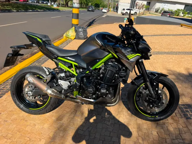 KAWASAKI Z 900