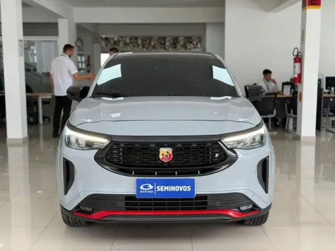 Fiat Fastback Abarth Turbo Flex 1.3 Aut. 2025