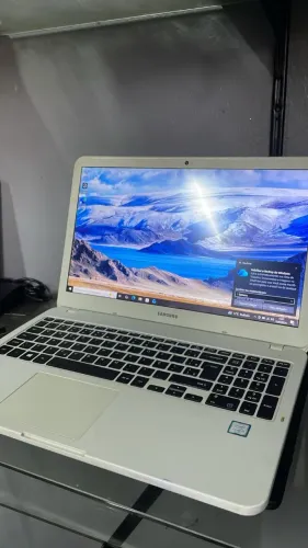 Notebook Samsung i3