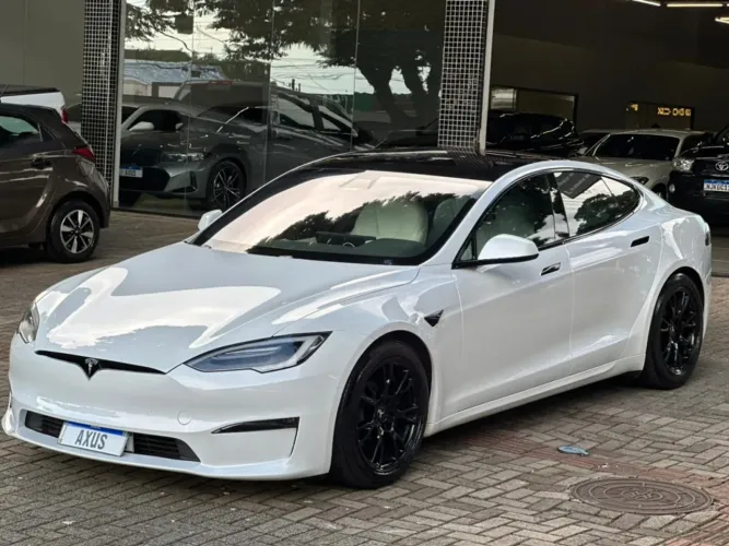 Tesla Model S Plaid Eletrico 2021