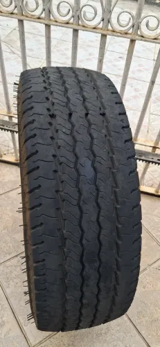 Pneu 225/65/16 (Par)