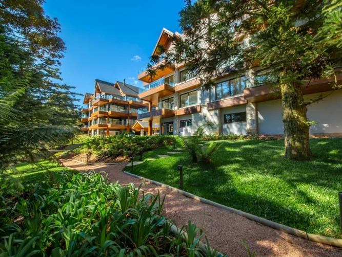 Apartamento em Rua Carlos Lengler Filho - Planalto - Gramado/RS