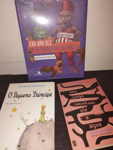Trio livros infantojuvenis