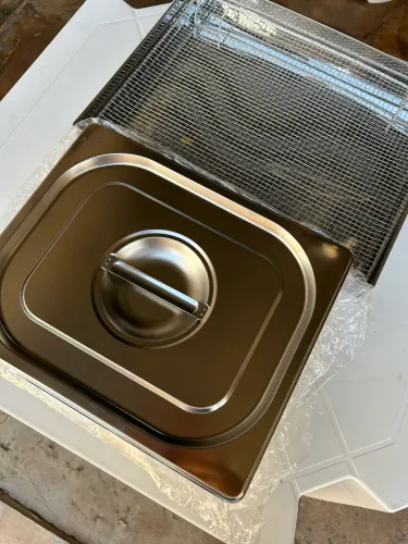 Bandeja de Inox para Armazenar e Escorredor de Alimentos