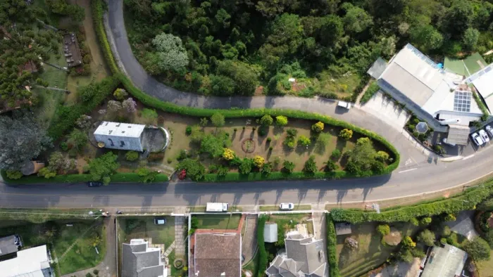 Terreno residencial para venda em Vila Capivari, 1,700m²