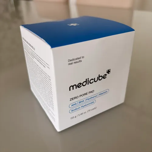 Medicube zero pore pad