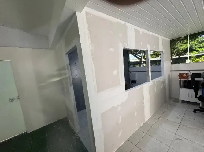 TETO E DIVISÓRIA DE DRYWALL