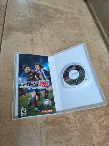  PES 2009 & PES 2012 mídia física original nunca usados 