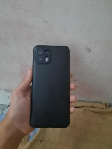 Motorola Edge 20 Lite Conservado. Troco por iphone XR / 11 / 12