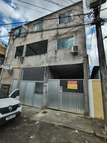 Imóvel para aluguel Kit net possui 28 metros quadrados em São Caetano - Salvador - BA