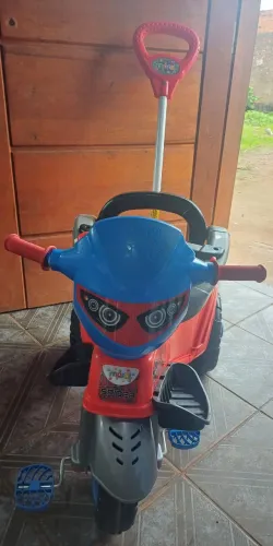 Carrinho de passeio infantil 