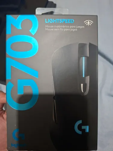 Mouse Gamer Sem Fio Logitech G703 LIGHTSPEED RGB LIGHTSYNC, 6 botões Programáveis, 25K