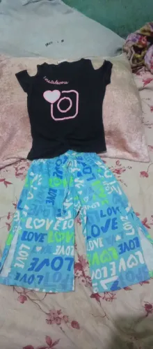 Lote de roupas de menina 