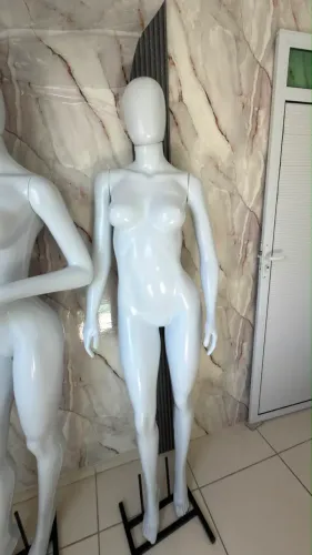 Manequins Femininos