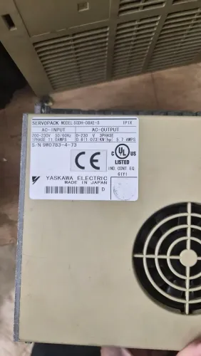 Servo motor yaskawa
