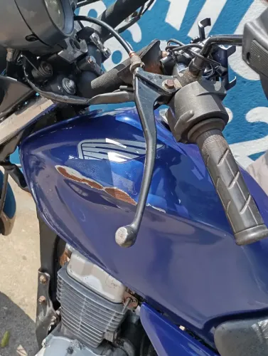 Moto Titan ks