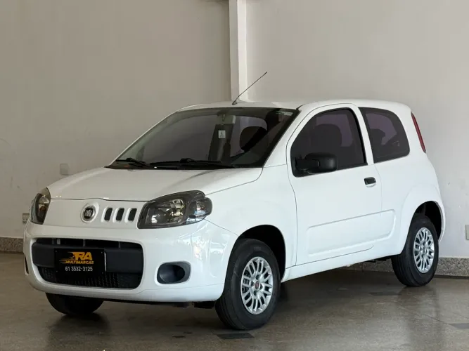 Fiat Uno Vivace Celeb. 1.0 EVO F. Flex 8V 3P 2016
