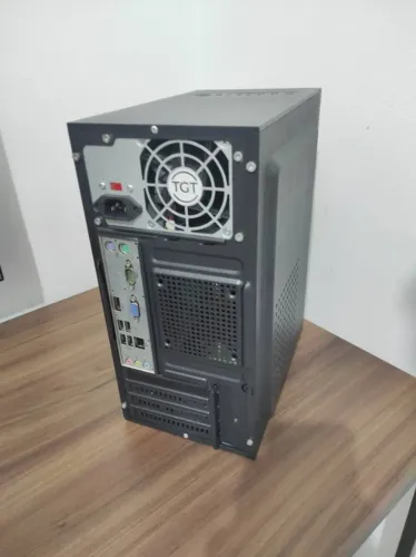 cpu core i3 sem monitor