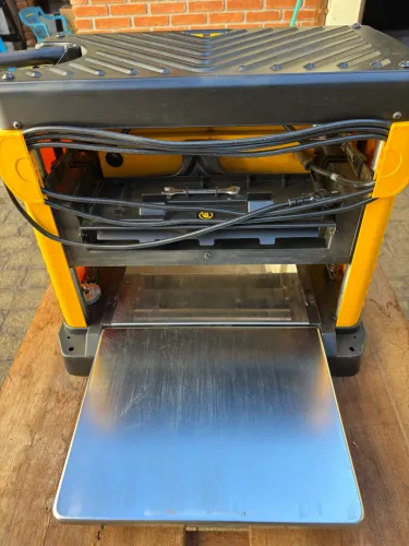 Desengrosso Dewalt dw733